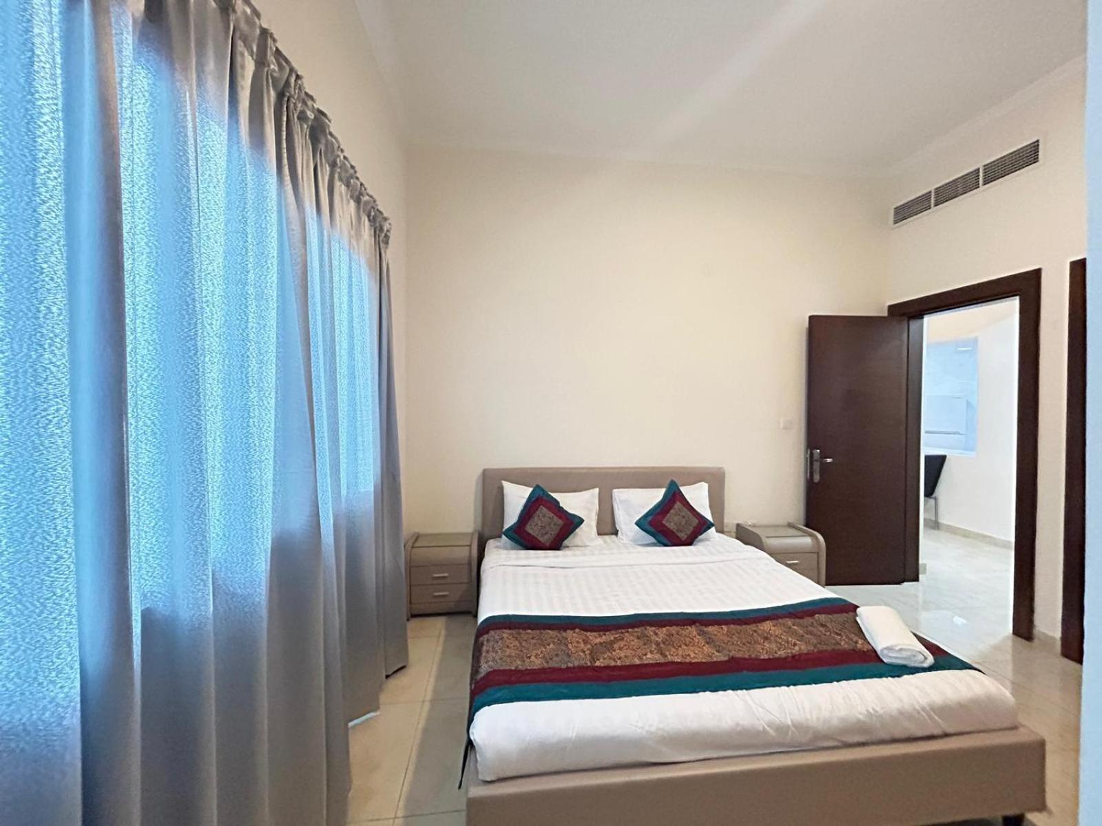 Al Hayat Suites Apartment Manama Extérieur photo