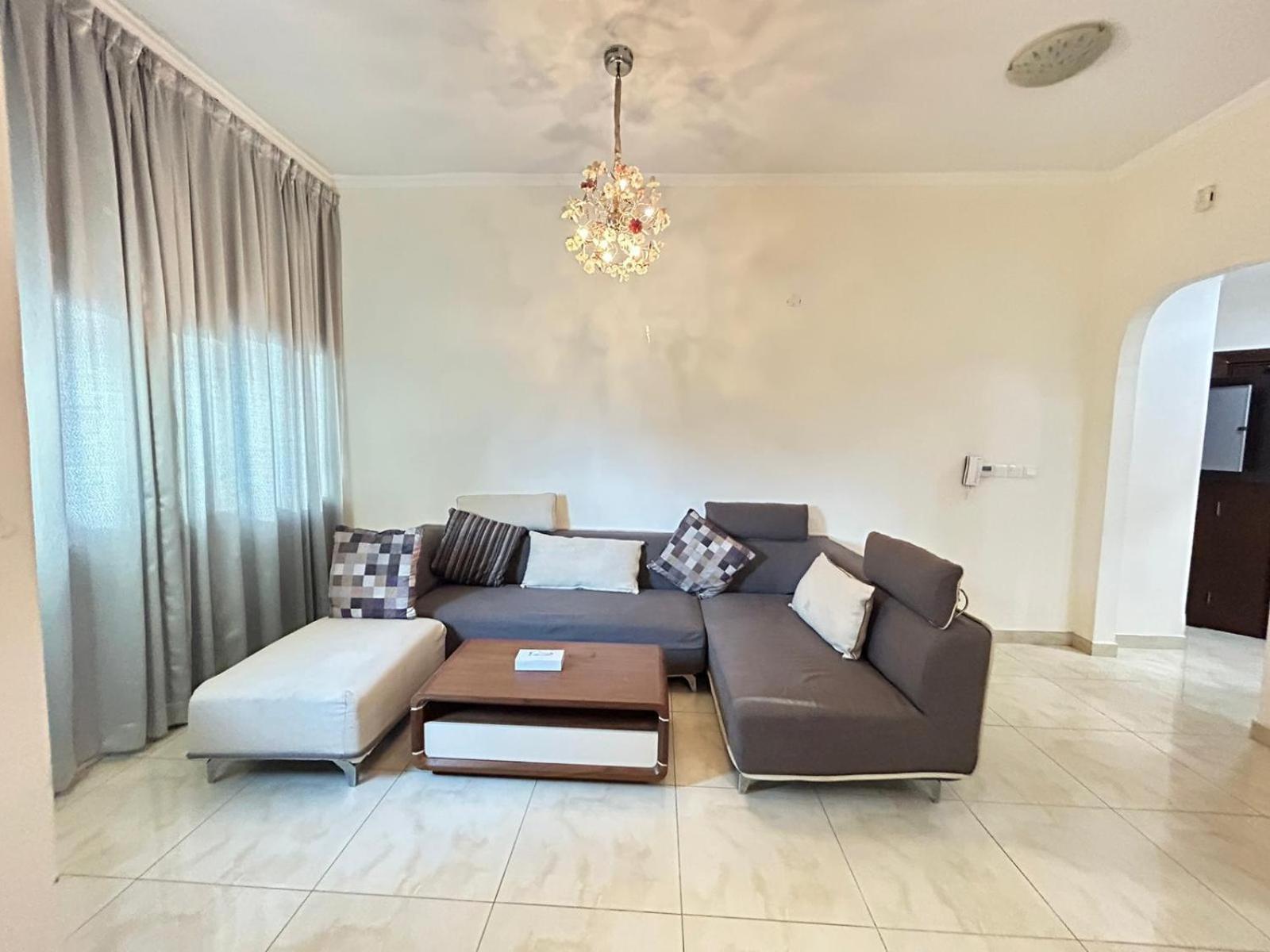 Al Hayat Suites Apartment Manama Extérieur photo