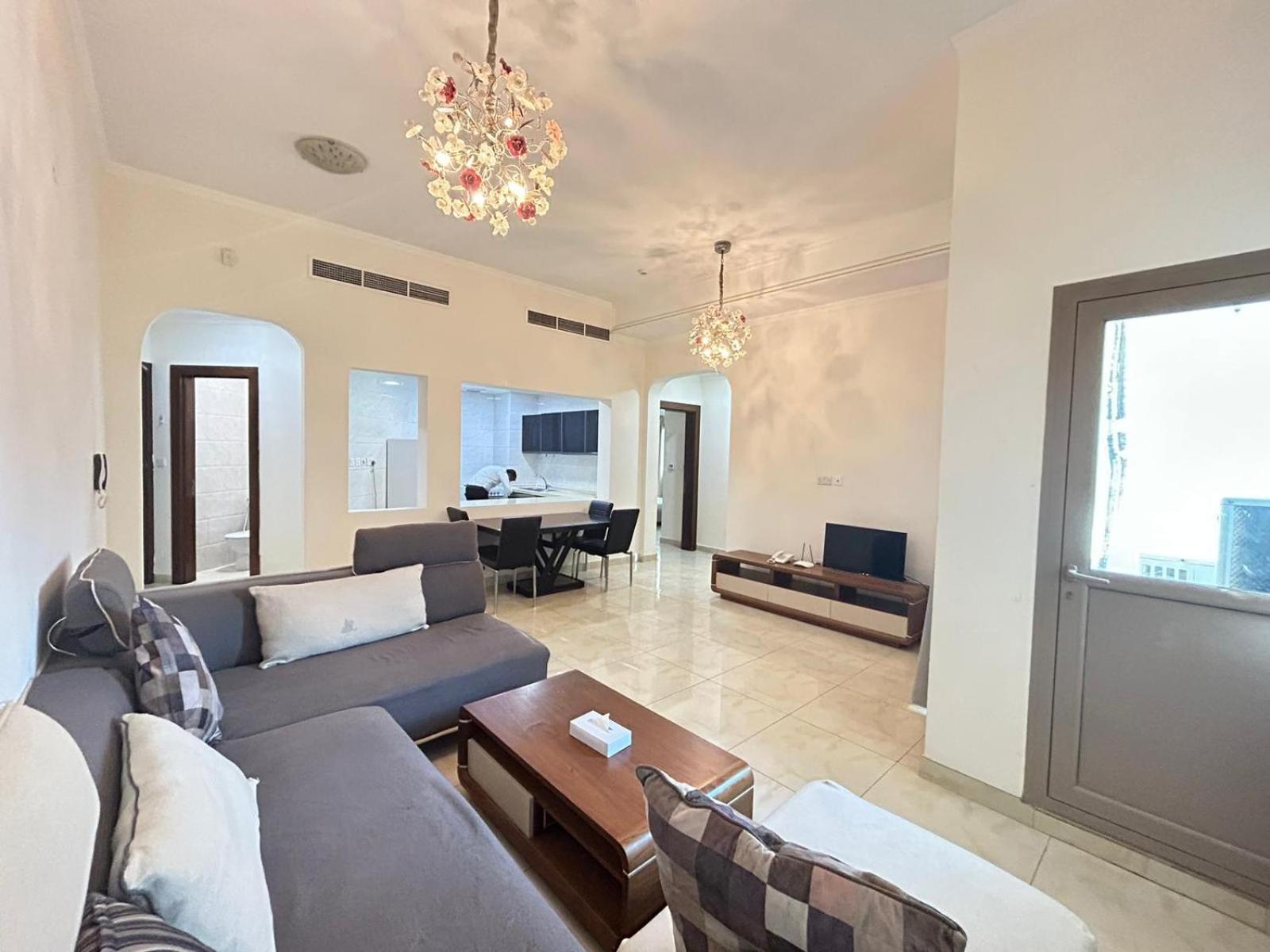 Al Hayat Suites Apartment Manama Extérieur photo