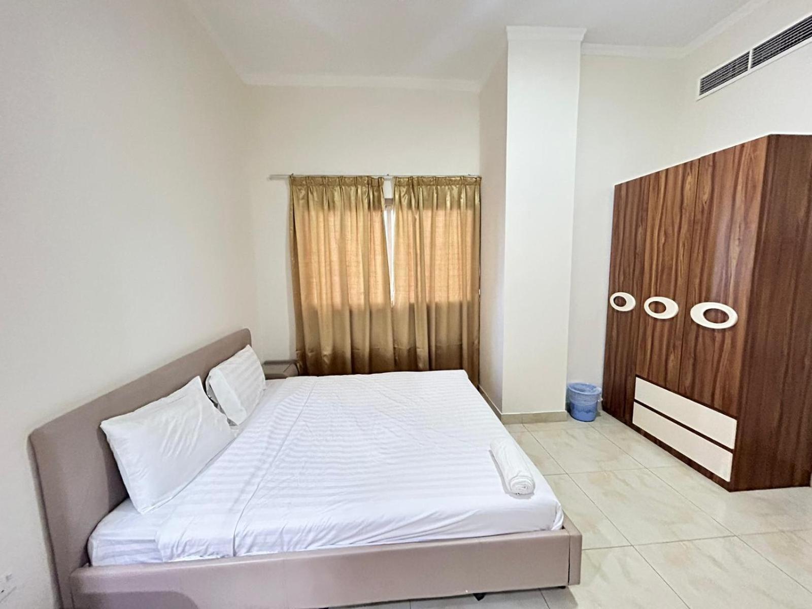 Al Hayat Suites Apartment Manama Extérieur photo