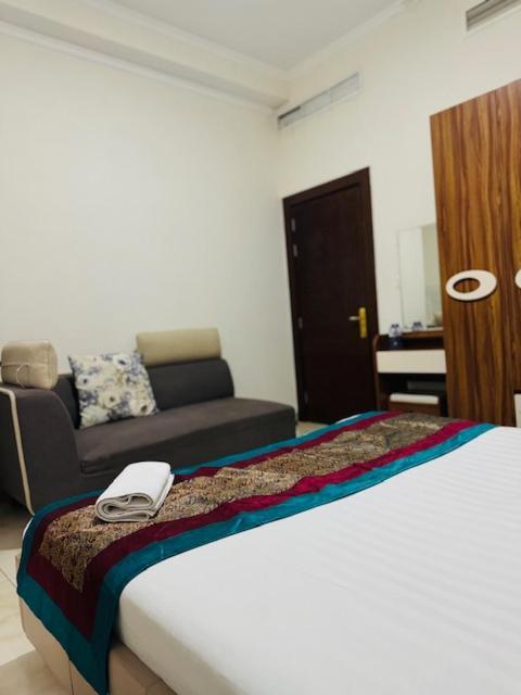 Al Hayat Suites Apartment Manama Extérieur photo