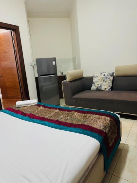 Al Hayat Suites Apartment Manama Extérieur photo
