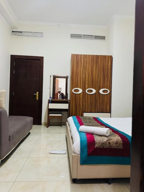 Al Hayat Suites Apartment Manama Extérieur photo